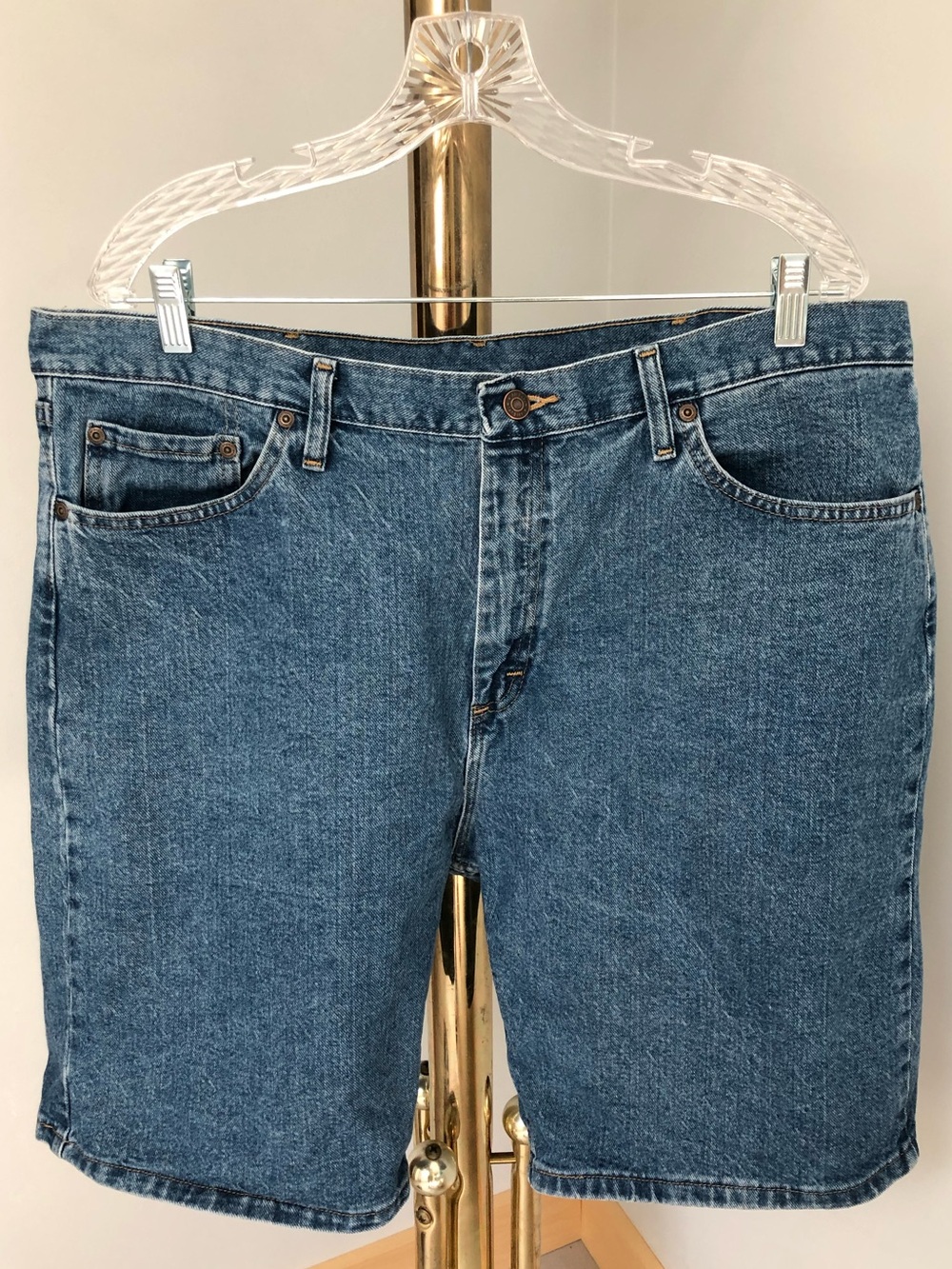 Wrangler 10” Inseam Denim Jean Relaxed Fit Long Shorts Size 38